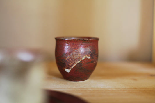 Red ash glaze yunomi - porcelanic stoneware