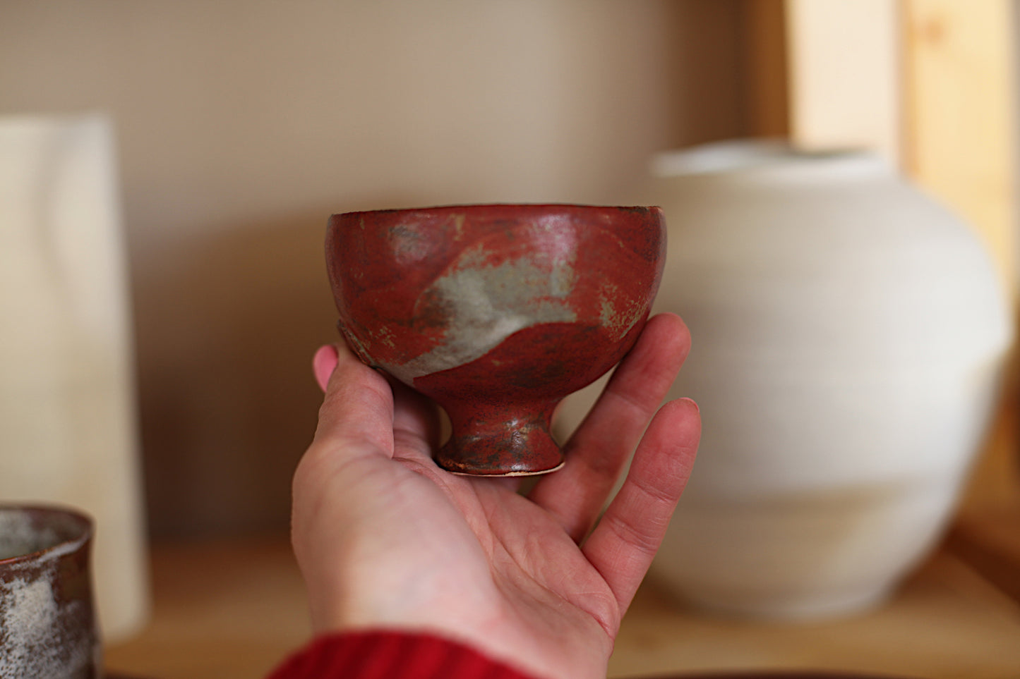 Rond tea bowl, wine goblet - red ash glaze, 160ml