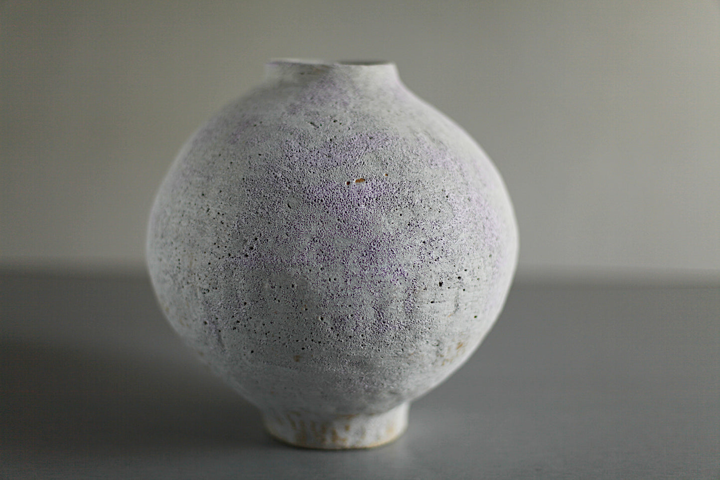 Moon jar