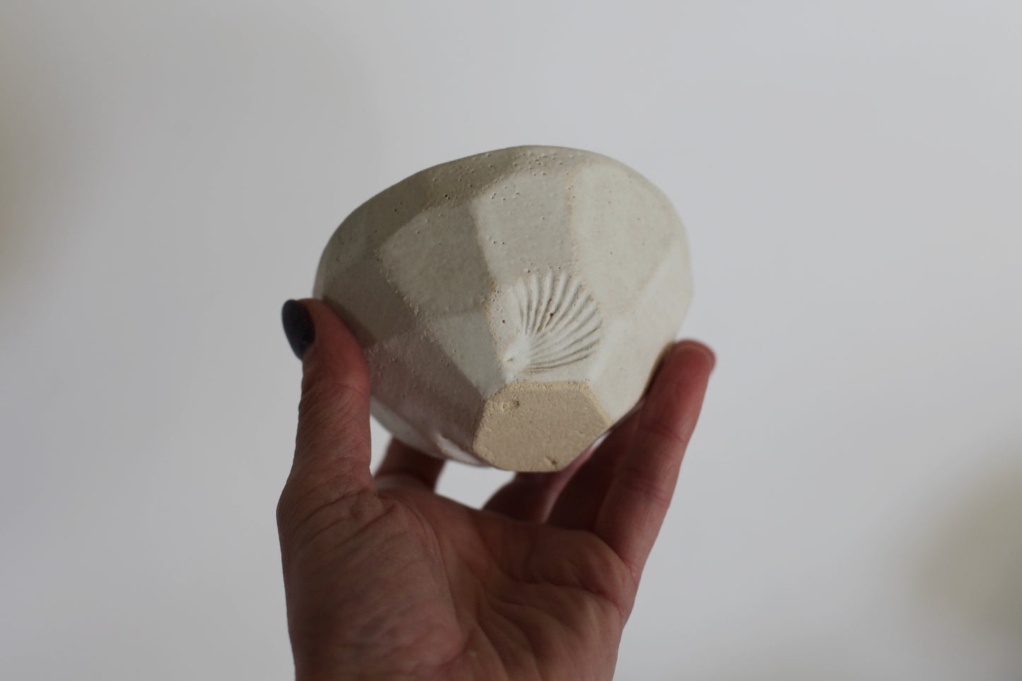 Faceted tea bowl 120ml-4.05oz.