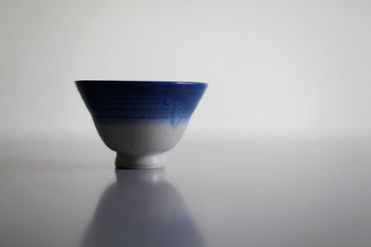 Blue and white tea bowl